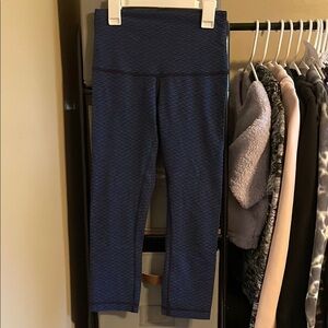 Lululemon High Times Crop Pant Luxtreme Sz 6 Score Jacquard Black Indian Ocean
